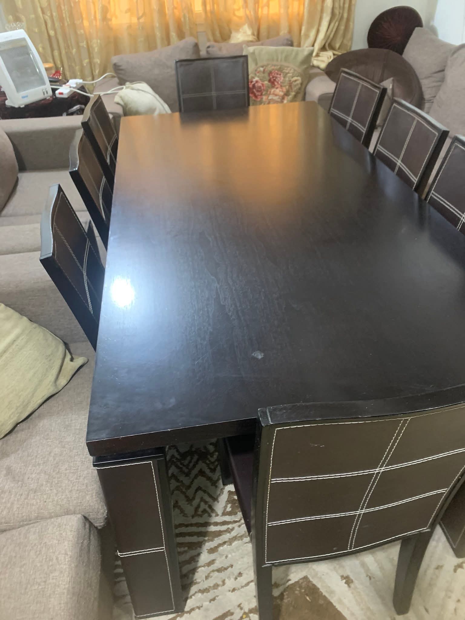 للبيع طاولة سفره، بحاله ممتازه