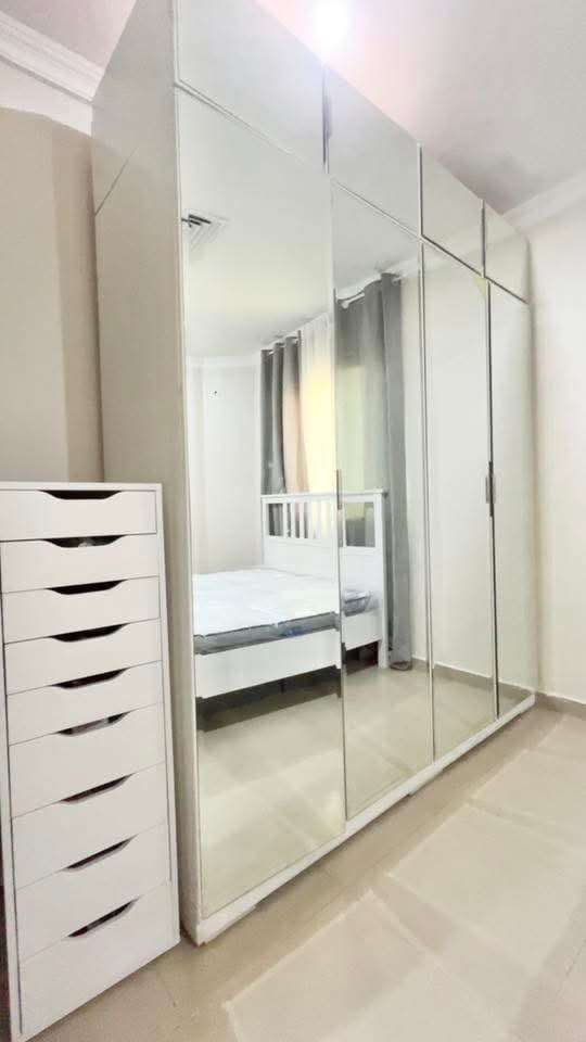 غرفة نوم للبيع مع فرشة سرير