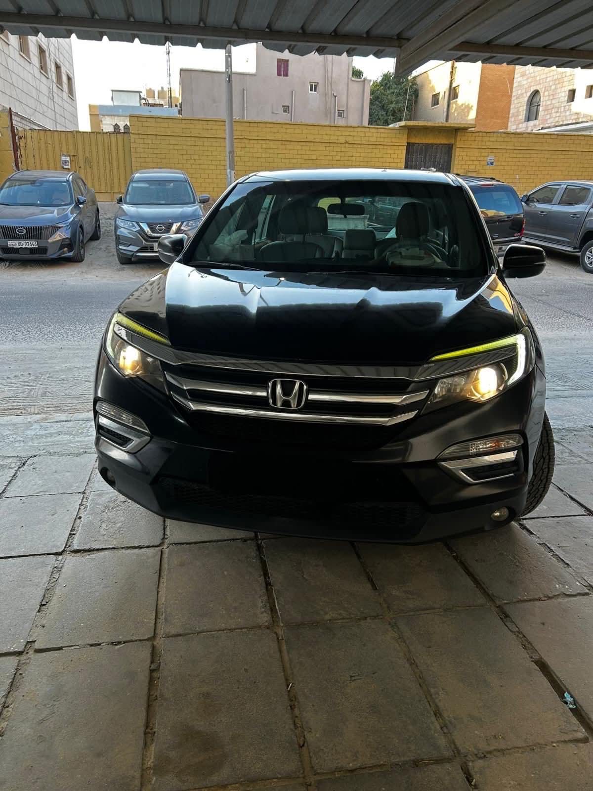 للبيع هوندا بايلوت ٢٠١٨ للبيع