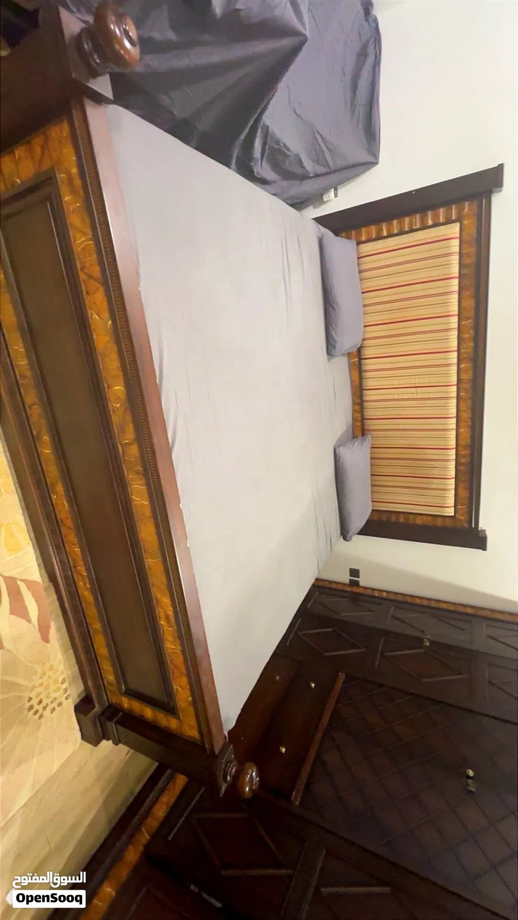 للبيع غرفه نوم كامله