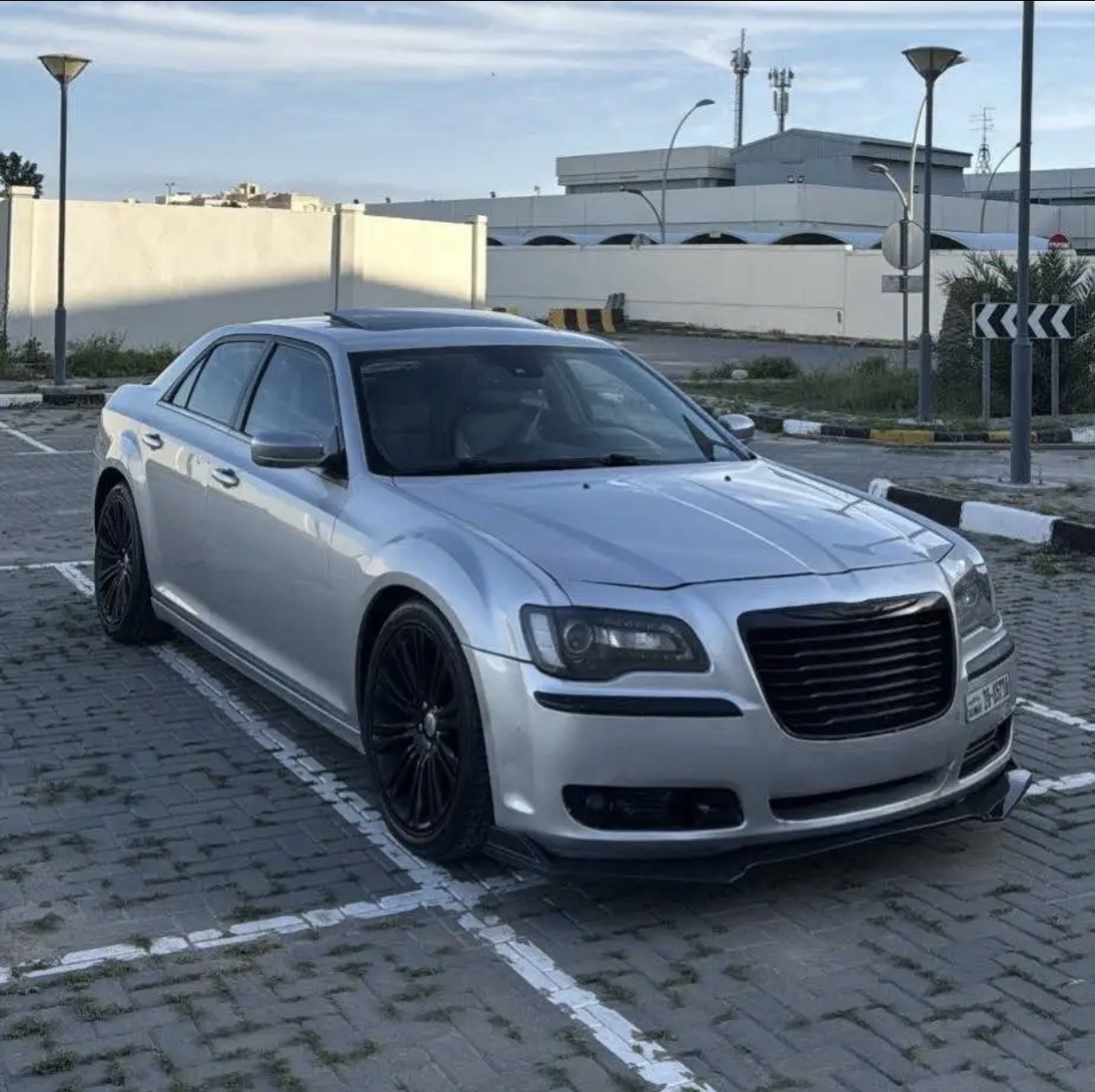 كريزلر 2012 للبيع