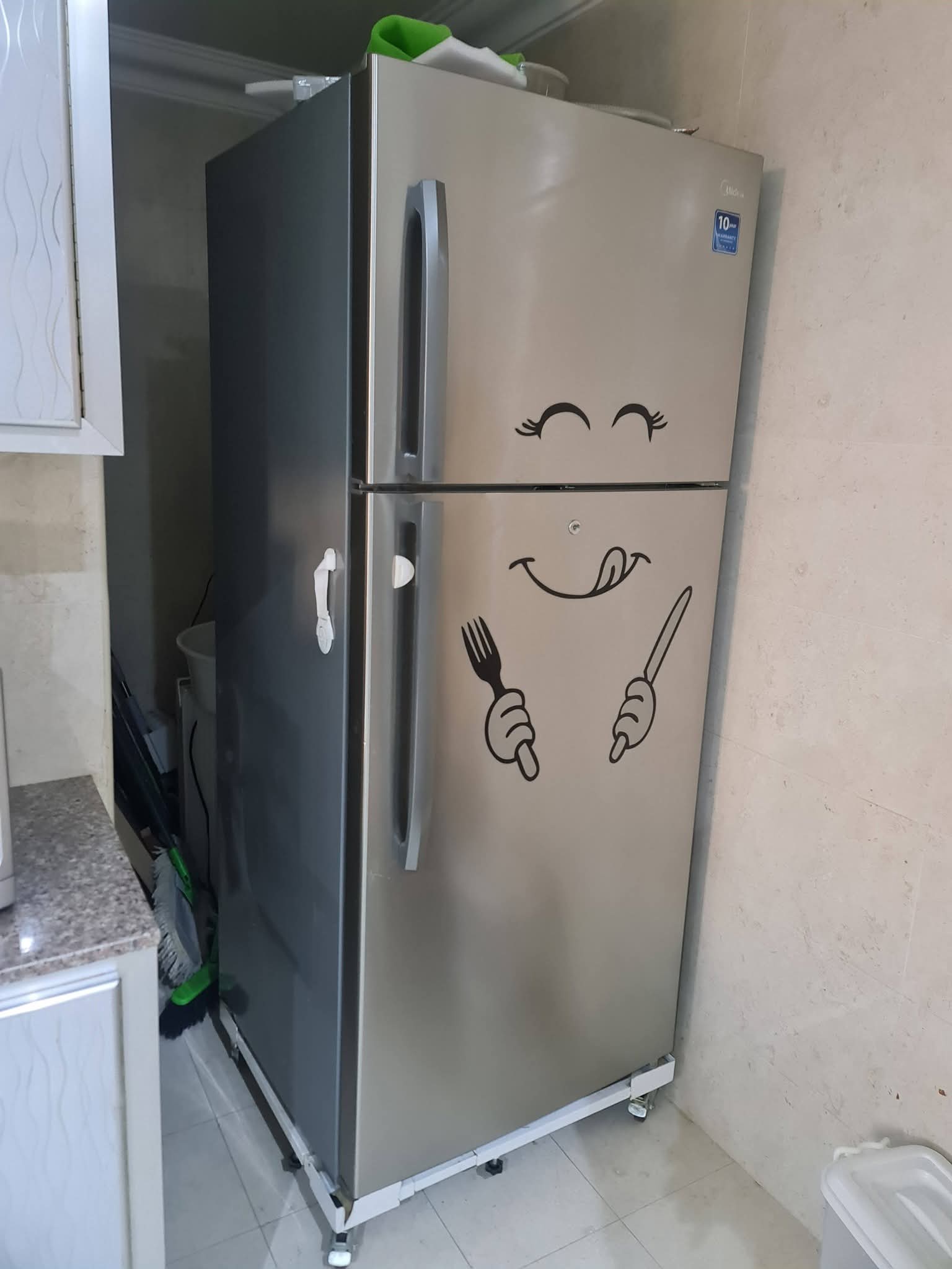 ثلاجة ميديا بحالة ممتازة