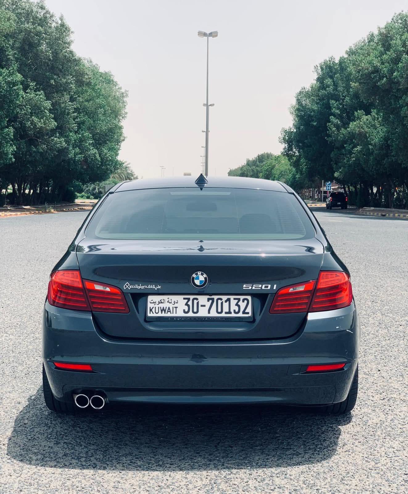 بي إم دبليو BMW 520i 2015 - للبيع - صورة 2