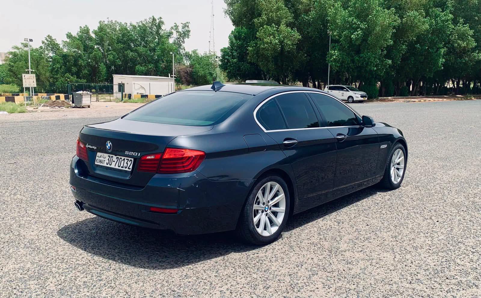 بي إم دبليو BMW 520i 2015 - للبيع - صورة 4