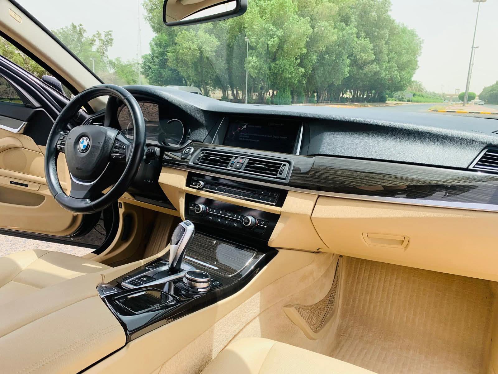 بي إم دبليو BMW 520i 2015  للبيع - صورة 8