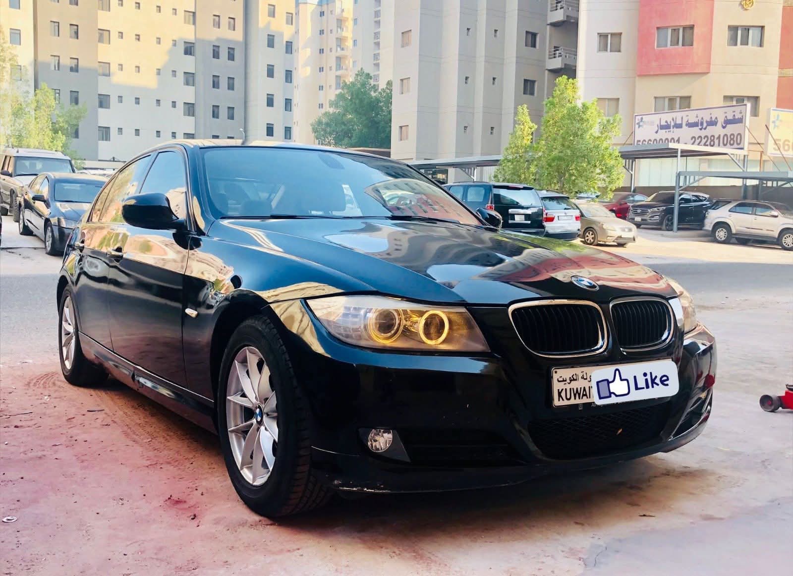 بي إم دبليو 320i  للبيع - صورة 3