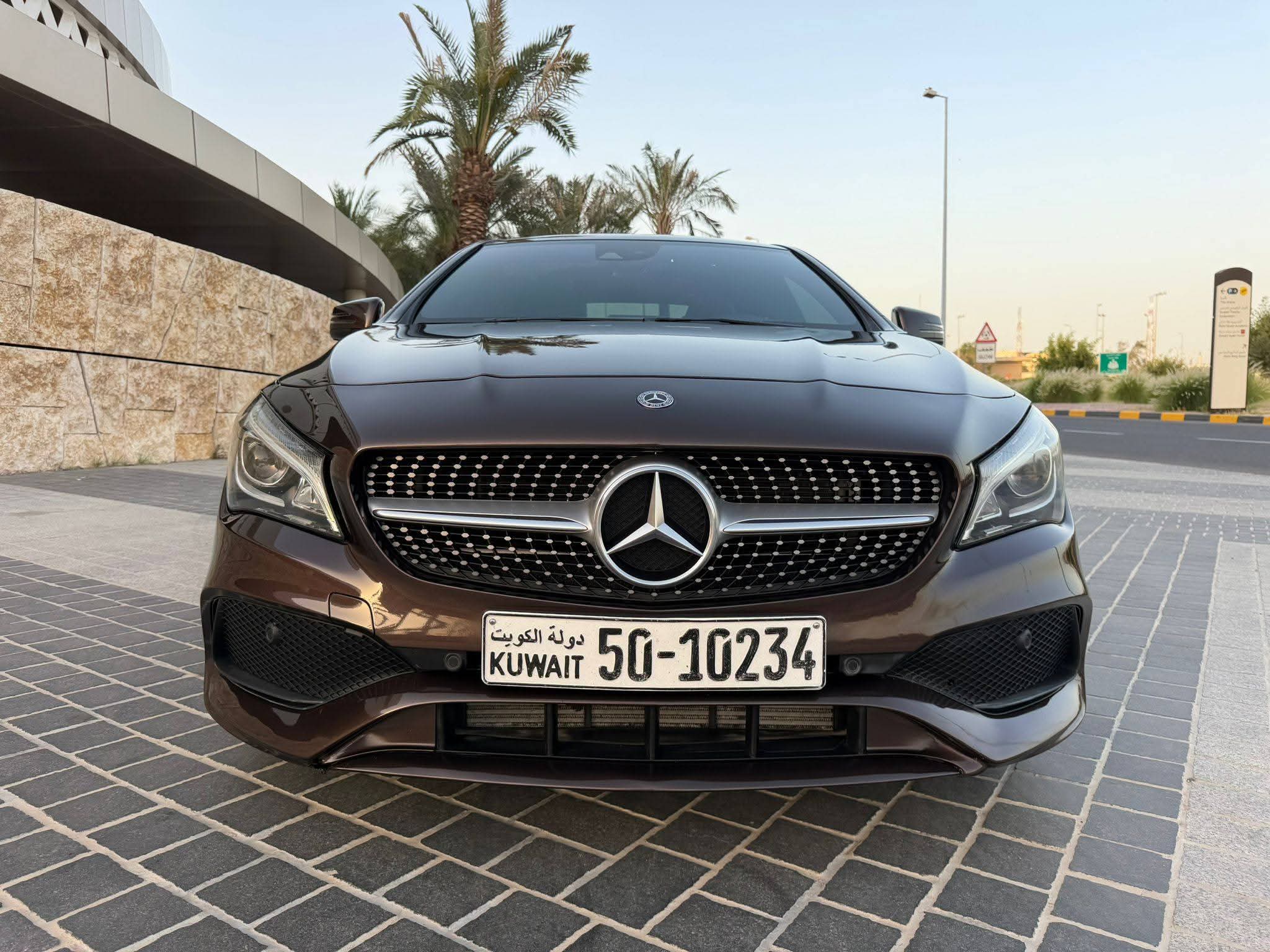 للبيع سياره مرسيدس CLA 250 مديل ٢٠١٨ - صورة 9