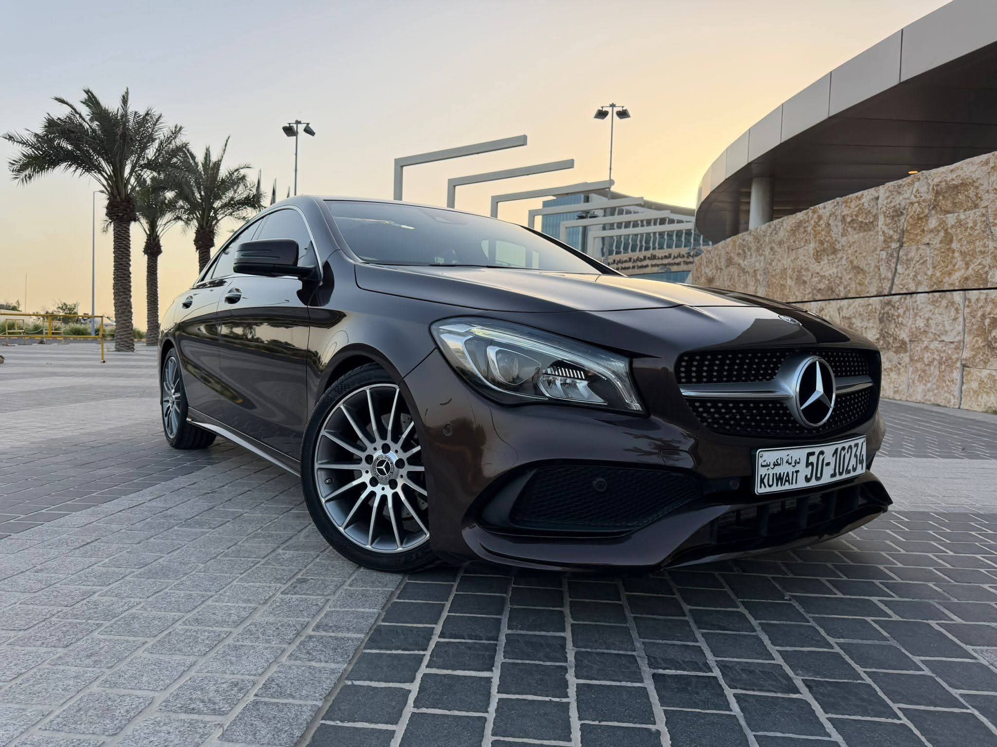 للبيع سياره مرسيدس CLA 250 مديل ٢٠١٨ - صورة 8