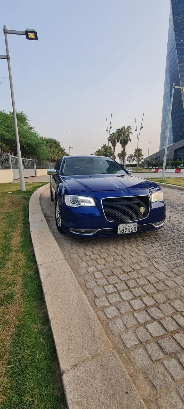 كرايسلر 2019  للبيع