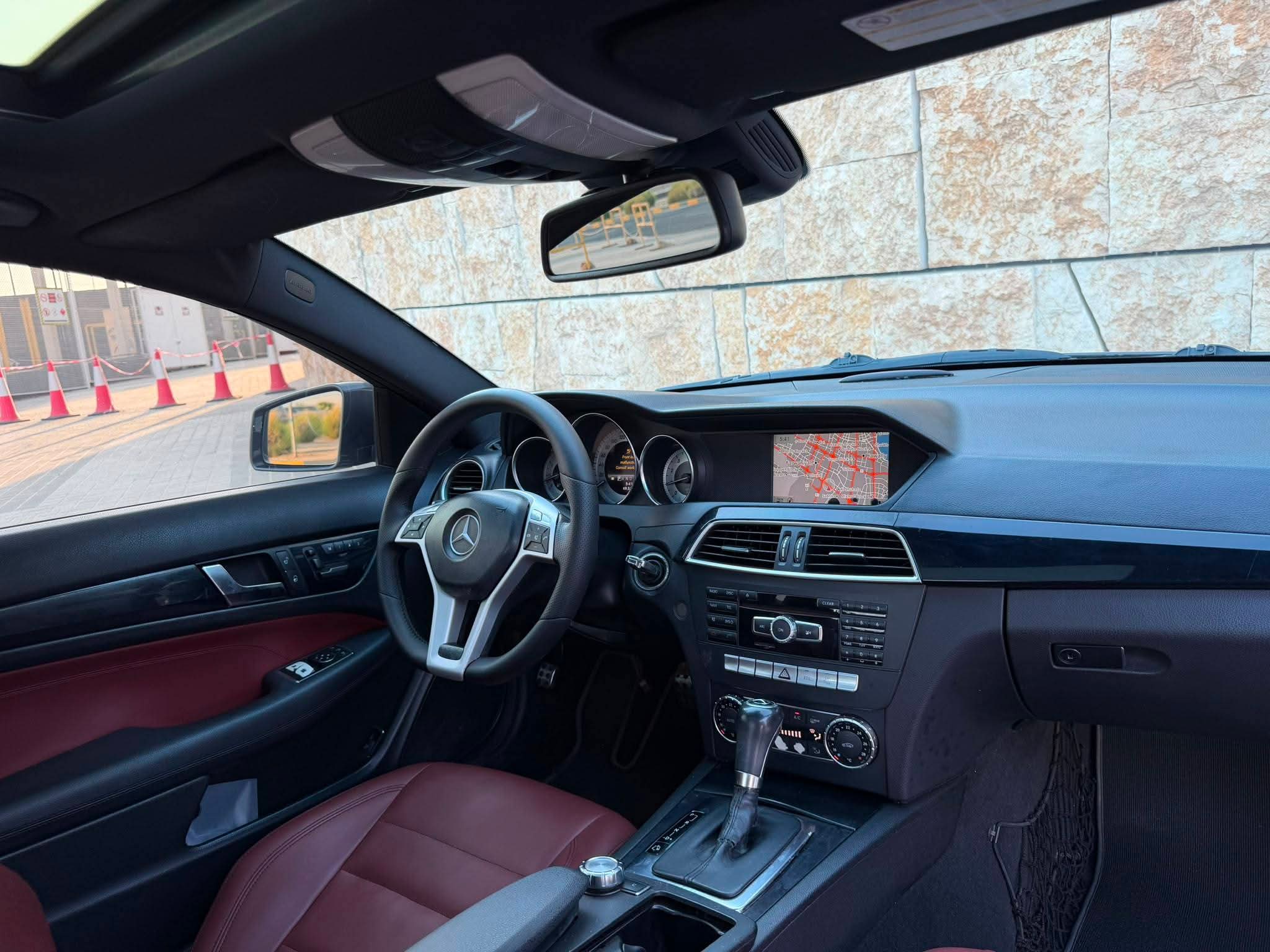 للبيع سياره مرسيدس C250 مديل ٢٠١٤ - صورة 13