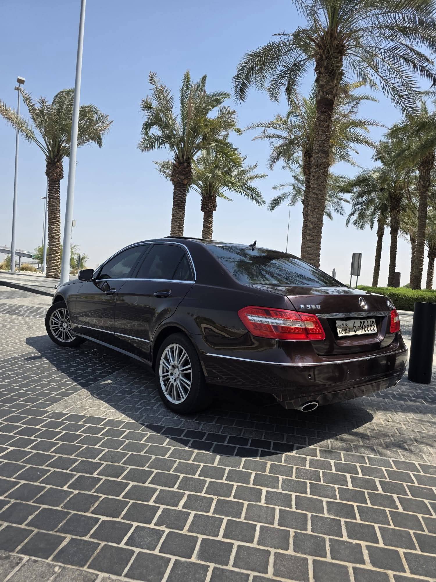 للبيع سياره مرسيدس E350 مديل ٢٠١٠ - صورة 5