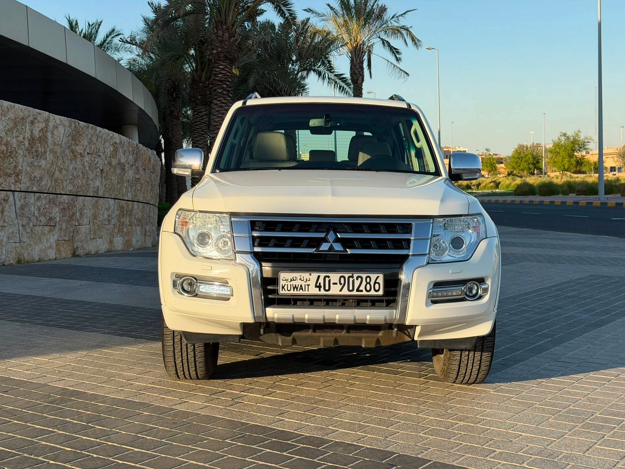 للبيع جيب باجيرو مديل ٢٠١٧ - صورة 5